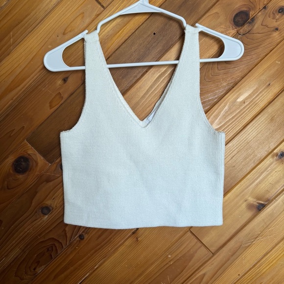 House of Harlow 1960 White Knit Tank Top Size Medium - Picture 1 of 4